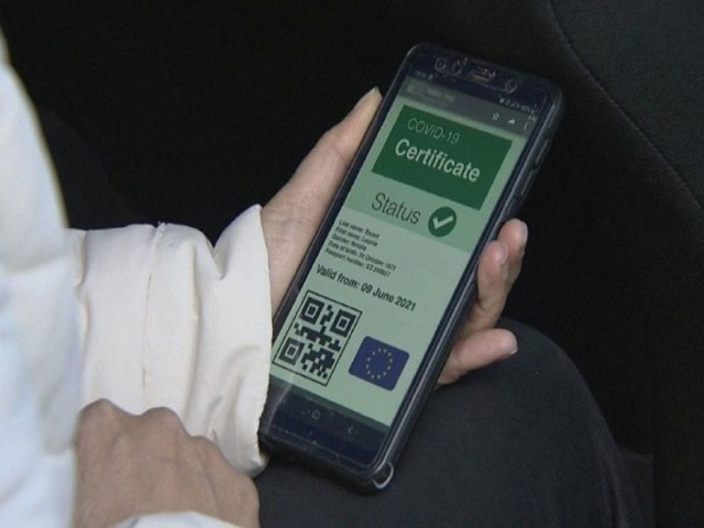 Ιταλία: Υποχρεωτικό σε τρένα και αεροπλάνα το «πράσινο πάσο εμβολιασμένου»