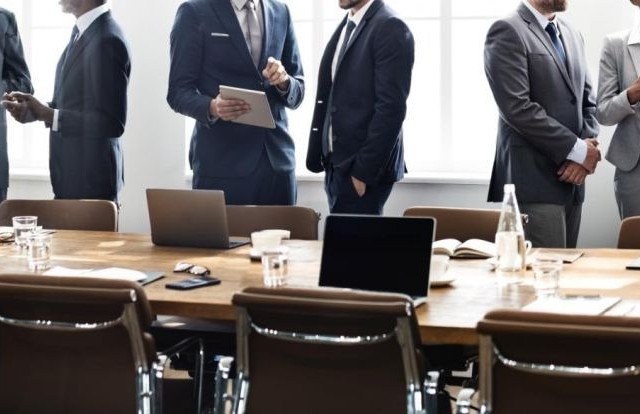 EY: Οι καταναλωτές ζητούν από τις επιχειρήσεις να αναλάβουν δράση για τη βιωσιμότητα