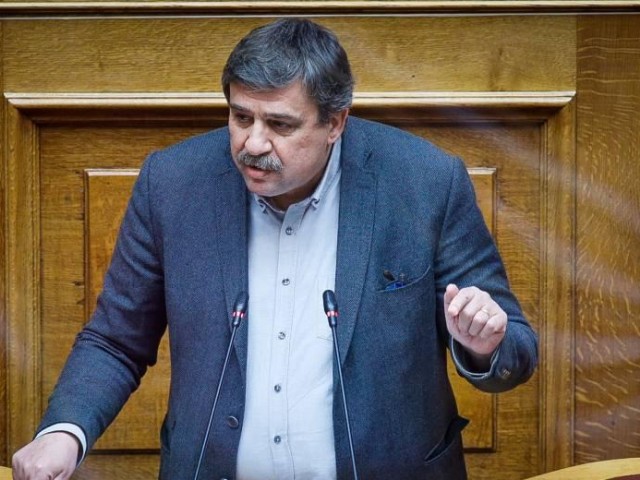 Αν.Ξανθός: Ο ΣΥΡΙΖΑ στηρίζει τον εμβολιασμό εκπαιδευτικών, μαθητών και φοιτητών