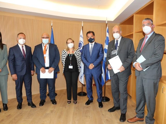 Μνημόνιο συνεργασίας μεταξύ Ελληνικής Αναπτυξιακής Τράπεζας και ΣΕΒ