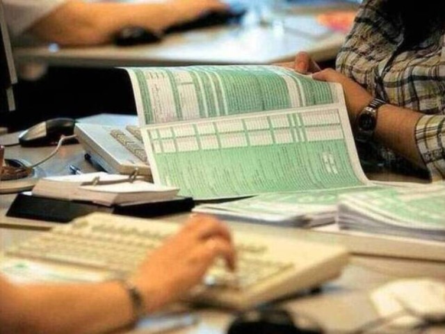 Λήγει σήμερα η προθεσμία για την υποβολή των φορολογικών δηλώσεων