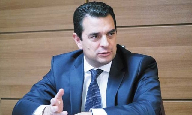 Σκρέκας: Έκπτωση στο λογαριασμό ρεύματος για όλους