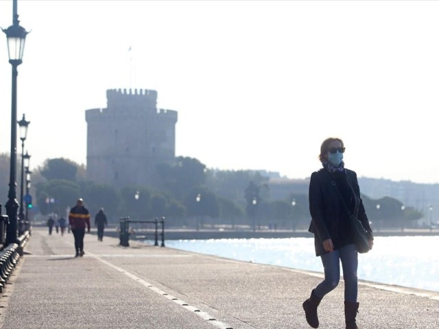 "Κοκκίνισε" η Θεσσαλονίκη λόγω μεγάλης διασποράς COVID 19