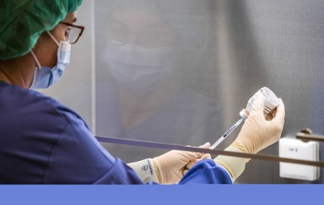 Ανοίγει σήμερα η πλατφόρμα για την 3η δόση εμβολίου