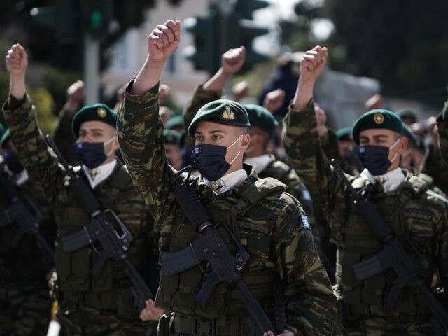 Ολοκληρώθηκε η στρατωτική παρέλαση στη Θεσσαλονίκη