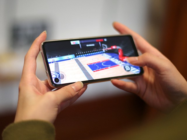 Από σήμερα τα δωρεάν 50 GB στους νέους 15-17 ετών