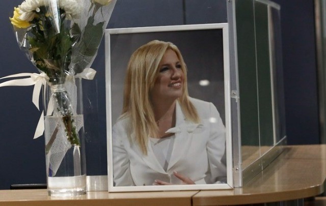 Η Ελλάδα απηύθυνε το "ύστατο χαίρε" στη Φώφη Γεννήματα