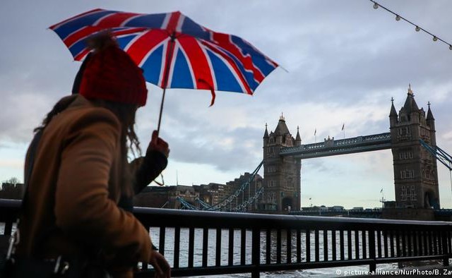 Εκτόξευση του πληθωρισμού στη Βρετανία στο 4,2% τον Οκτώβριο