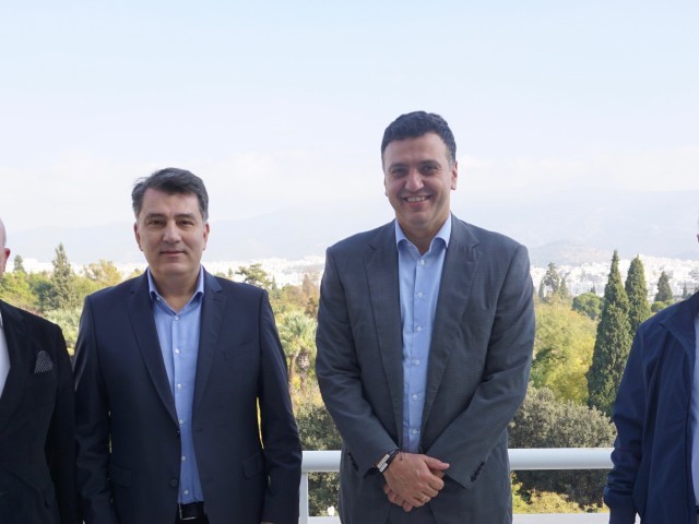 Β. Κικίλιας: Αναβαθμίζουμε τον τουρισμό της Αθήνας, ενισχύοντας τα καταστήματα του ιστορικού κέντρου