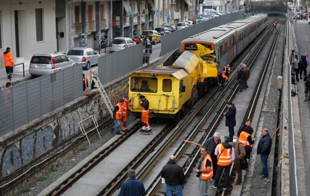 Ένας νεκρός και δύο τραυματίες σε δυστύχημα στον ΗΣΑΠ