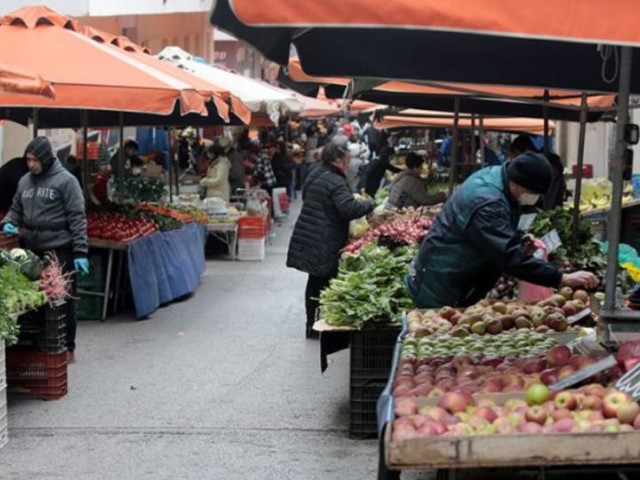 Βουλή: Ψηφίστηκε το νομοσχέδιο για τις λαϊκές αγορές