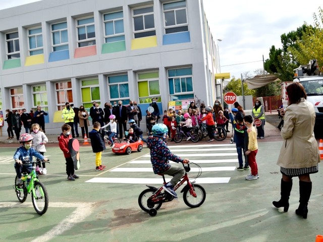 Κυκλοφοριακή Αγωγή σε μαθητές Δημοτικού από την Περιφέρεια Αττικής