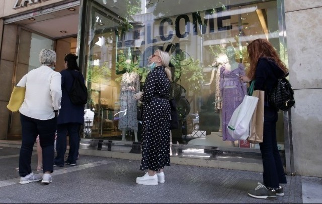 Ανοδος στον τζίρο των επιχειρήσεων λιανικού εμπορίου το γ' τρίμηνο