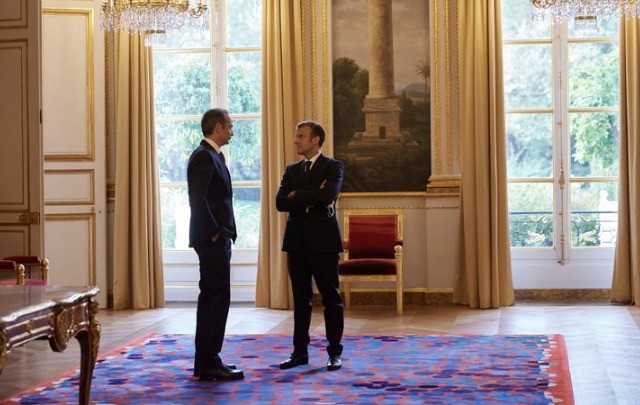 Στο Παρίσι ο πρωθυπουργός στη Διεθνή Διάσκεψη για τη Λιβύη