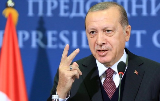 Νέα "βουτιά" στο τουρκικό νόμισμα - Τι δηλώνει ο Ερντογάν