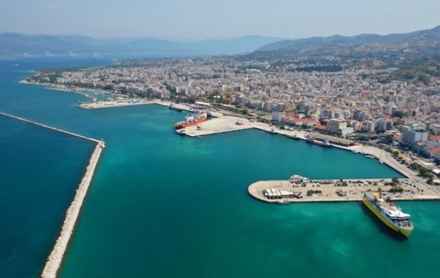 Αύξηση διακίνησης επιβατών στα ελληνικά λιμάνια το β' τρίμηνο