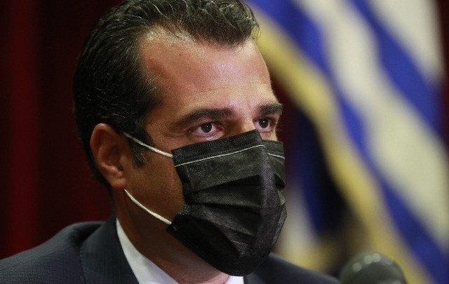 Μάσκες παντού από αύριο στις 6 το πρωί