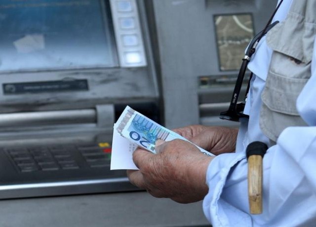 Π. Τσακλόγλου: Ουδεμία μείωση σε συντάξεις χηρείας ή αναπηρίας