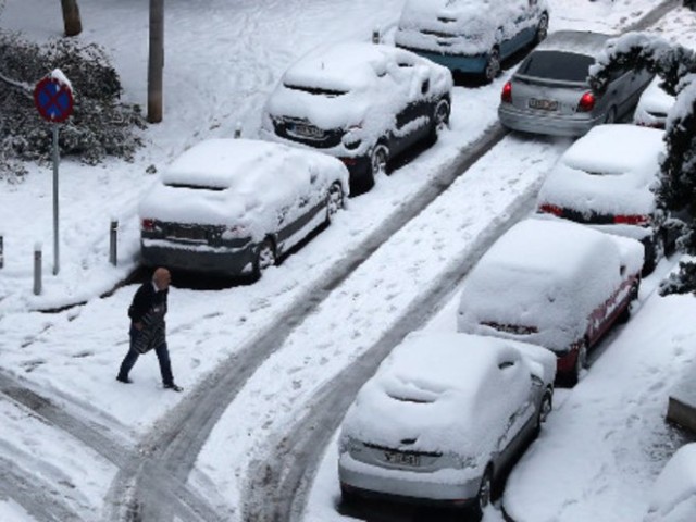 Σε εξέλιξη η κακοκαιρία "Ελπίς"