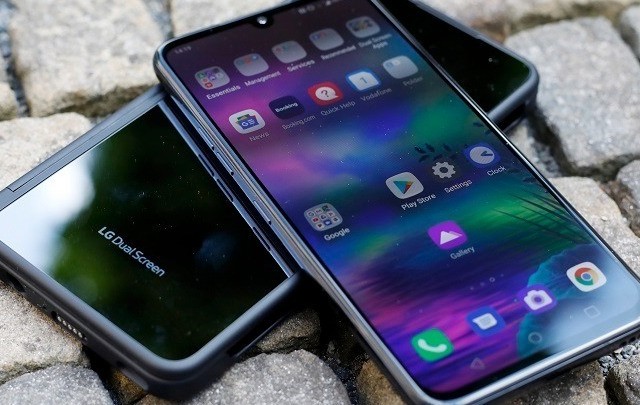 Πιο φθηνή η κινητή και καρτοκινητή τηλεφωνία