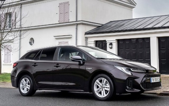 Το νέο Suzuki Swace διαθέτει πλήρως υβριδική τεχνολογία