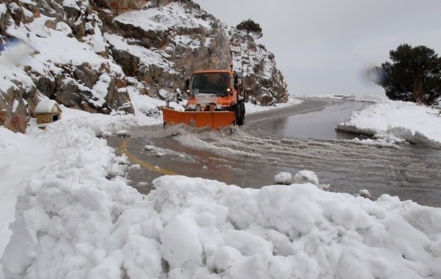 Σε κλοιό κακοκαιρίας η χώρα