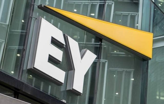 ΕΥ: Η διαχείριση της ευέλικτης εργασίας αποτελεί πρόκληση για τους εργοδότες παγκοσμίως