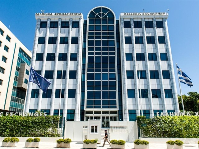 Από τον Νίκα και τον Καραμολέγκο… στον ΟΤΕ!