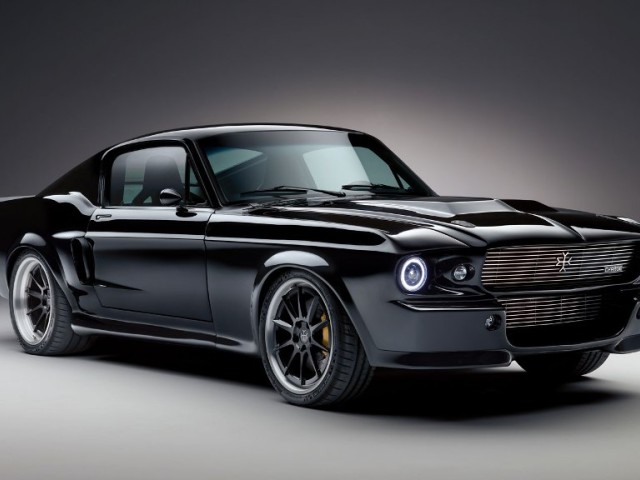 Ford Mustang του 1967 με τεχνολογία 2022