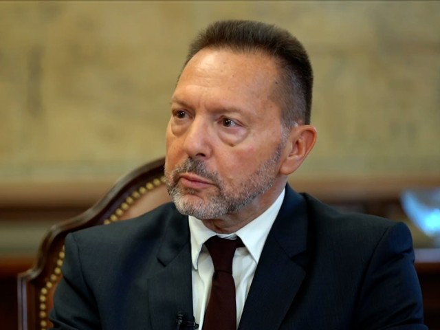 ΤτΕ: Στο 3,8% η ανάπτυξη και στο 5,2% ο πληθωρισμός το 2022