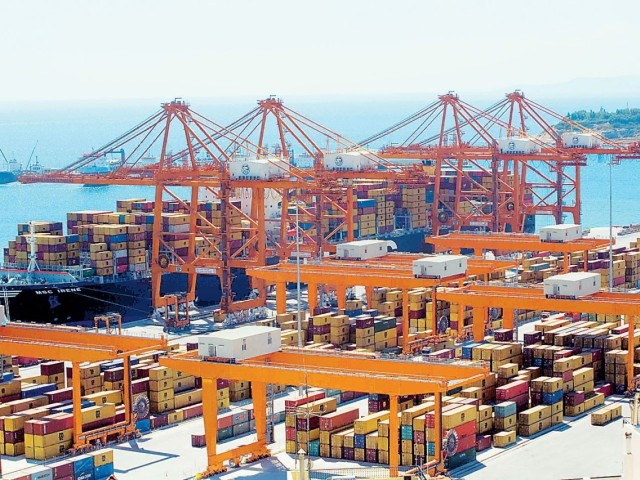 Κέρδη-ρεκόρ 4,4 δισ. δολ για την Cosco το α’ τρίμηνο του 2022