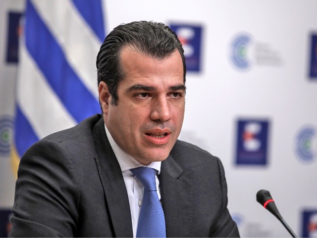 Πλεύρης: «Μπαίνουμε πλέον στη φάση συνύπαρξης με τον ιό»