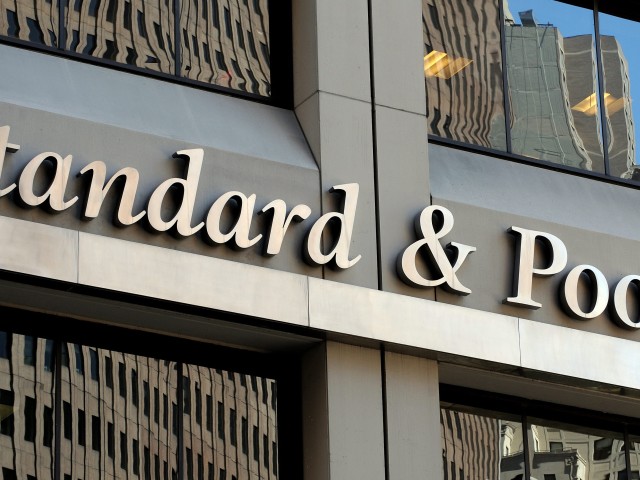 Έρχεται αναβάθμιση για την Ελλάδα από την S&P και νέα έξοδος στην αγορά ομολόγων