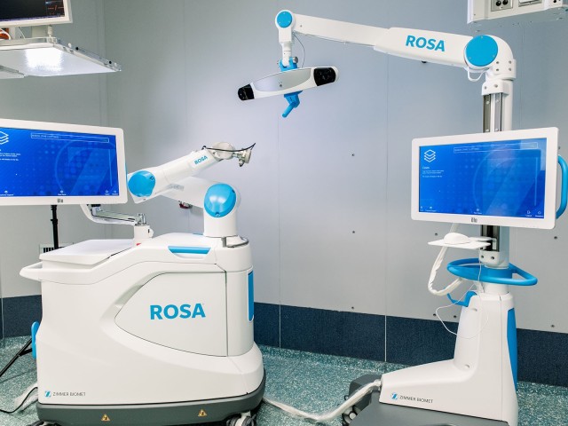 ROSA® Knee System: Το πιο εξελιγμένο ρομποτικό σύστημα για την αρθροπλαστική γόνατος
