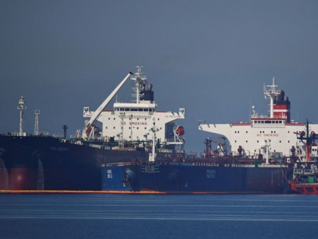 Τι σημαίνει για την παγκόσμια αγορά πετρελαίου η κατάσχεση των ελληνικών πλοίων στο Ιράν