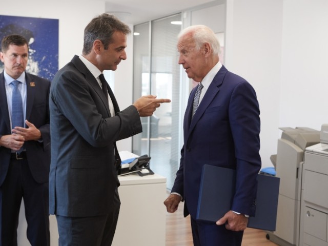 Κρίσιμο τετ α τετ Μητσοτάκη – Μπάιντεν στον Λευκό Οίκο και ιστορική ομιλία στο Κογκρεσο