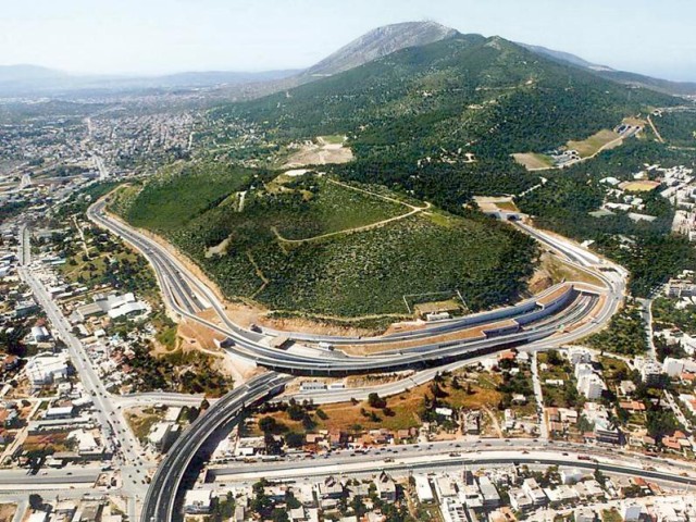 «Αττική οδός No 2»: Με σύμβαση παραχώρησης 1,5 δισ. και επέκταση σε Λαύριο, Ραφήνα και Ελληνικό
