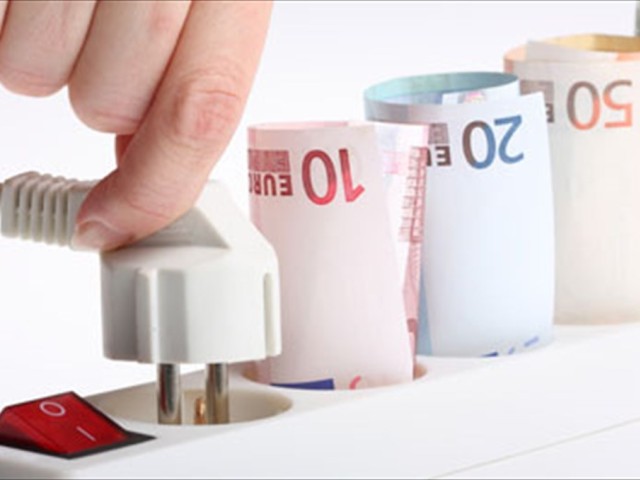 Η ακρίβεια φέρνει μείωση στην κατανάλωση ρεύματος – Πρώτος πάροχος παραμένει η ΔΕΗ με μικρές απώλειες