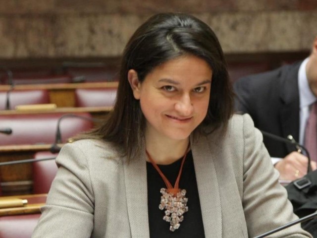 Φήμες ότι η Νίκη Κεραμέως εποφθαλμιά τη θέση του Ν. Δένδια! 