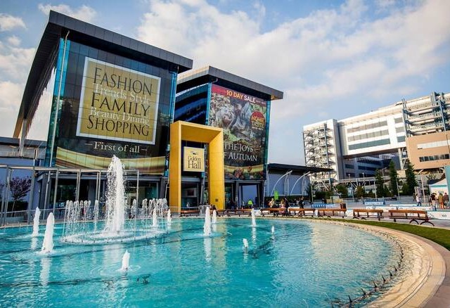 Lamda Development: Αποκτά τον απόλυτο έλεγχο της Lamda Malls