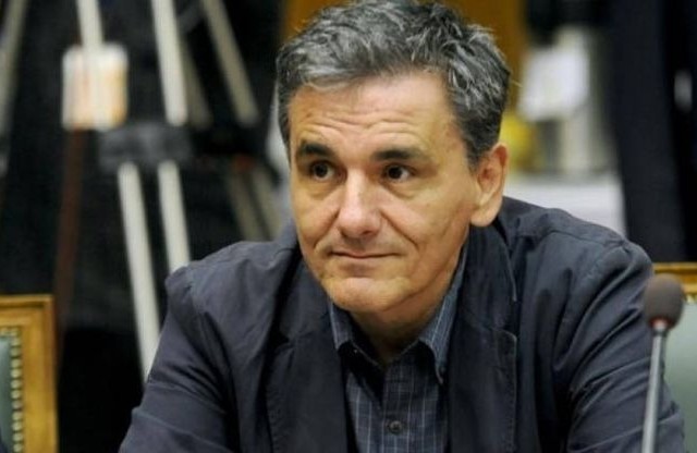 Τσακαλώτος: Η ΝΔ προσπαθεί να δημιουργήσει κλίμα ότι γυρνάμε στο 2015