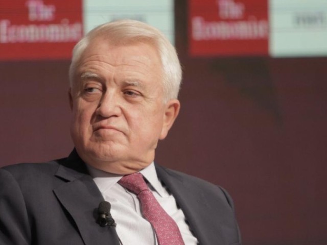 Η καραμπινάτη πώληση 2 εκατ. μετοχών από τον Σάκη δυο μέρες πριν την ανακοίνωση της ΑΜΚ, που έχει «θαφτεί» στα συρτάρια των αρμοδίων αρχών!