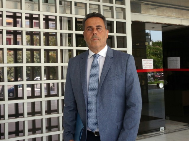 Ο Σταύρος Παπασταύρου που (ατύπως) πάει παντού!