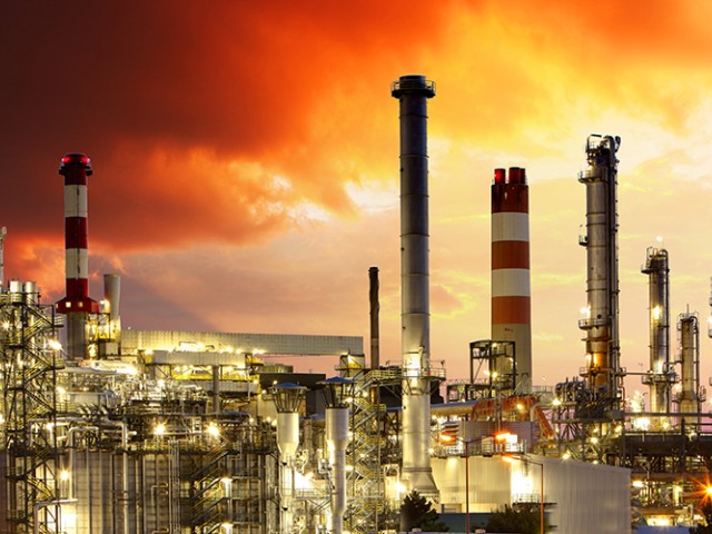 Τα τρελά κέρδη του Α’ τριμήνου για τις ελληνικές εταιρείες πετρελαιοειδών