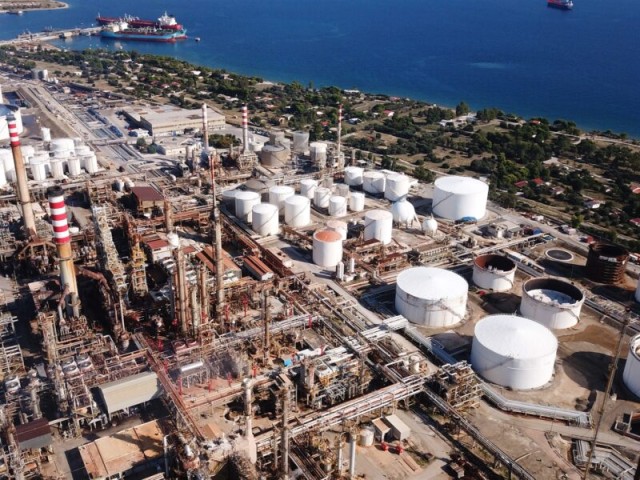 Motor Oil και ΕΛΠΕ αναδεικνύονται σε «διαμάντια» του Χ.Α. και μπαίνουν στο κάδρο των ξένων θεσμικών επενδυτών αλλά και των εγχώριων «παικτών»!