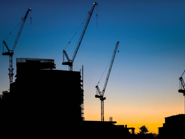 Προς τι οι τυμπανοκρουσίες για τα μεγάλα έργα; 