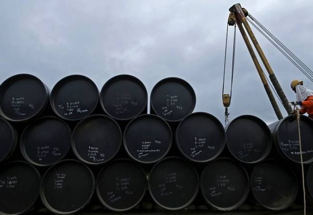 «Πράσινο φως» από ΗΠΑ: Eni και Repsol θα εφοδιάσουν την Ευρώπη με πετρέλαιο από τη Βενεζουέλα