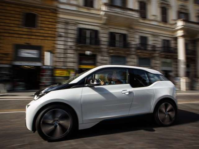 BMW: Αποχαιρετά την i3