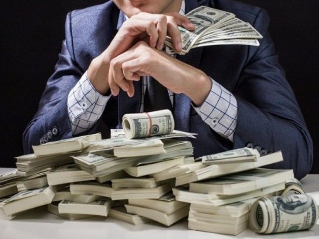 Bloomberg: Πόσα τρισ. δολάρια έχασαν οι μεγιστάνες του πλανήτη σε έξι μήνες