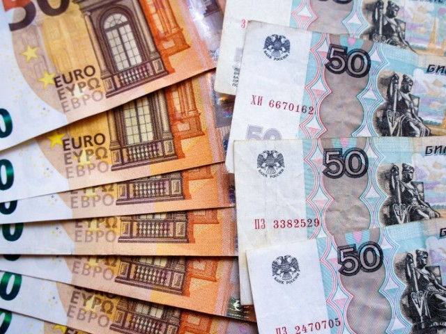 Κερδισμένη από τον οικονομικό πόλεμο η Ρωσία – Ρεκόρ εξαγωγών, στα ύψη το ρούβλι!